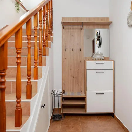 Holiday home Daleo