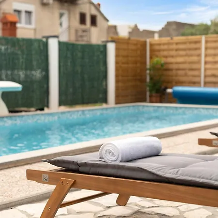 Daleo Dom wakacyjny Zadar