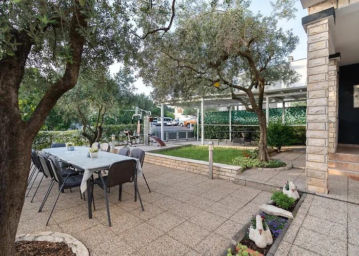 בית נופש Daleo *